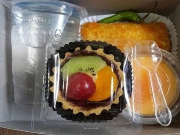 Pesan Snack Kotak dan Nasi Kota Catering Katering di Solo Surakarta Manahan Kerten Purwosari Kartasura Sumber Nusukan Coyudan Pajang Sukoharjo Baki Gentan Laweyan Penumping Makam Haji, Klodran, Donohudan, Gumpang, Mojosongo,
